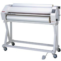 Plastifieuse en continu FUJIPLA 1100 mm