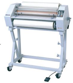 Plastifieuse en continu FUJIPLA 650 mm